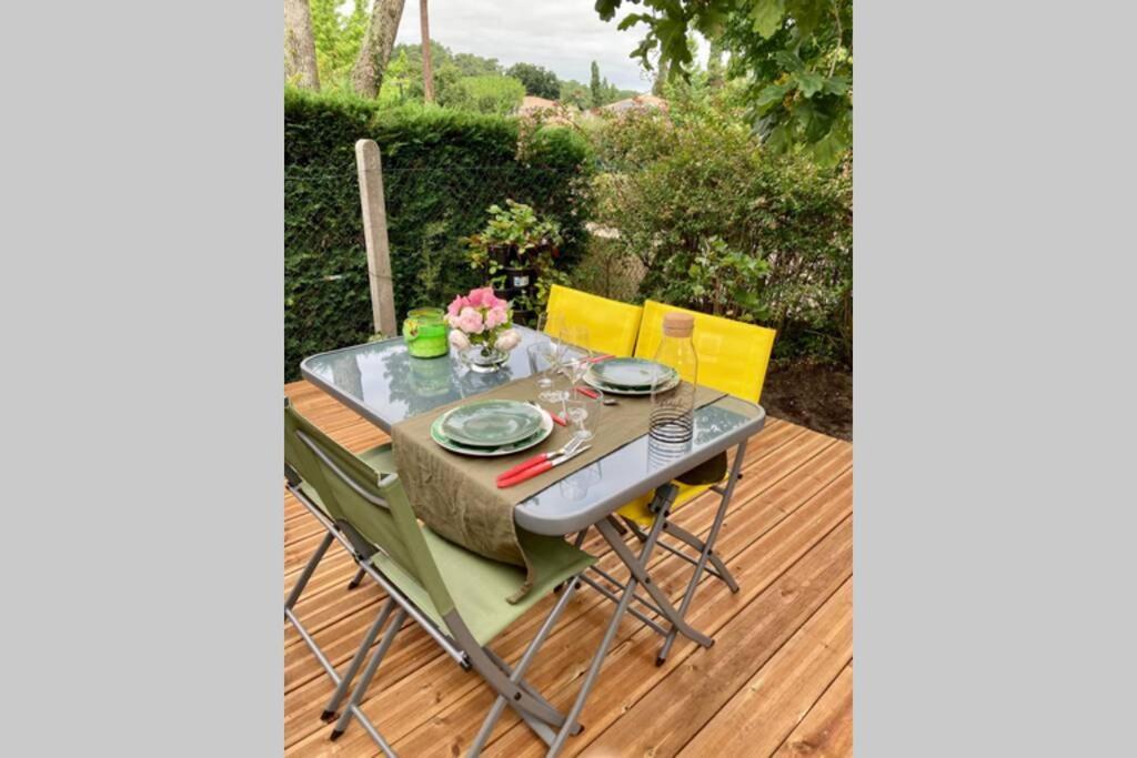Charmant Chalet Avec Une Grande Terrasse Au Pyla لا تاسْتْ دو بوك المظهر الخارجي الصورة